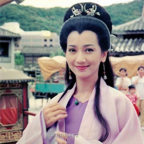 如何处理人际关系中的冲突与和解：以叶童与赵雅芝为例